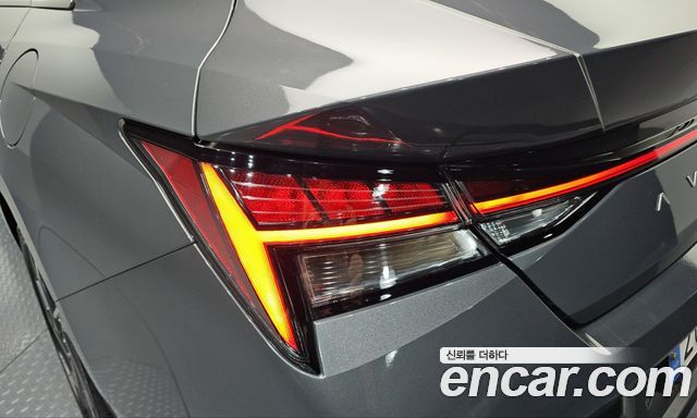 Hyundai AVANTE 2025 — photo 9