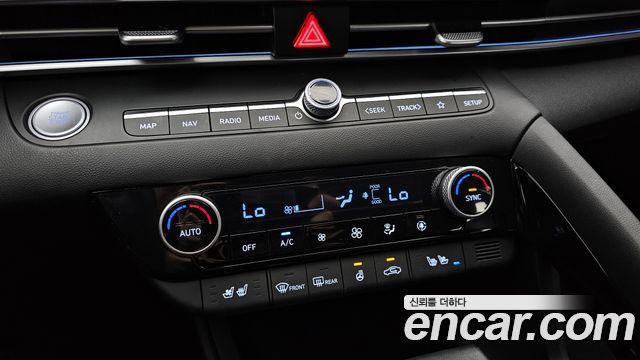 Hyundai AVANTE 2025 — photo 27