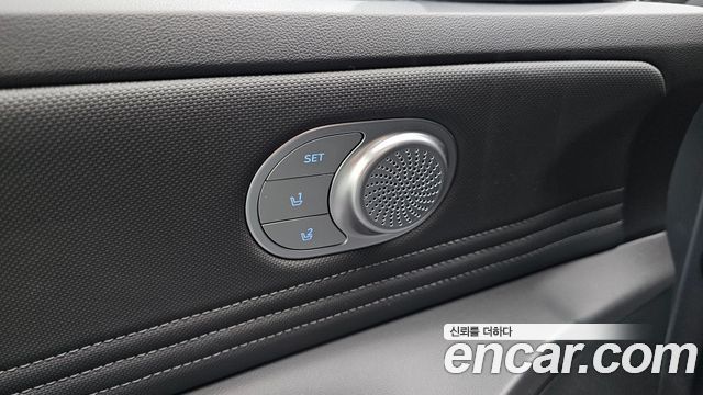 Hyundai AVANTE 2025 — photo 33