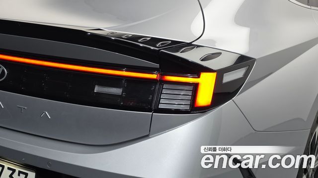 Hyundai Sonata 2025 — photo 9