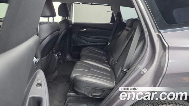 Hyundai Santafe 2021 — photo 17