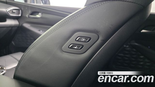 Hyundai Santafe 2021 — photo 24