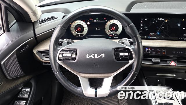 Kia K8 2023 — photo 13