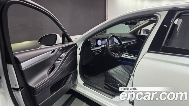 Genesis G80 2025 — photo 13