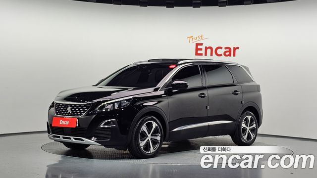 Peugeot 5008 2018 — photo 1