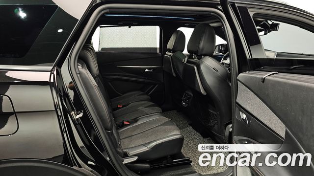 Peugeot 5008 2018 — photo 18