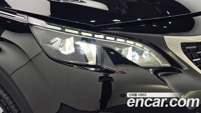 Peugeot 5008 2018 — photo 8