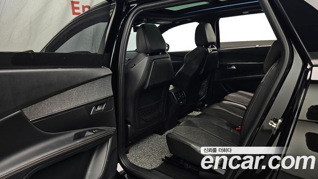 Peugeot 5008 2018 — photo 16