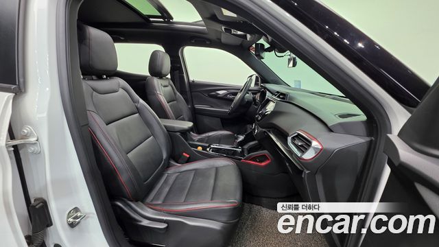 Chevrolet Korea Trailblazer 2021 — photo 10