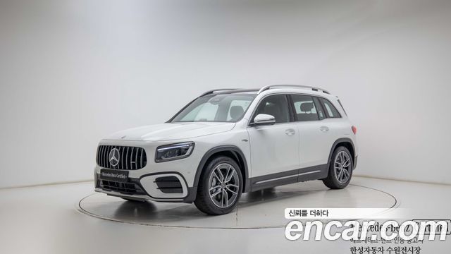 Mercedes-Benz GLB-Class 2026 — photo 1