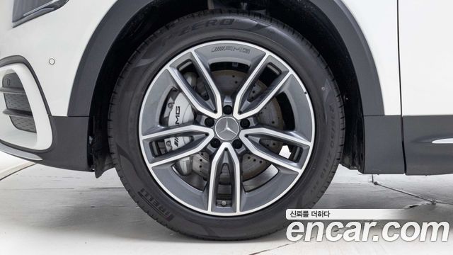 Mercedes-Benz GLB-Class 2026 — photo 5