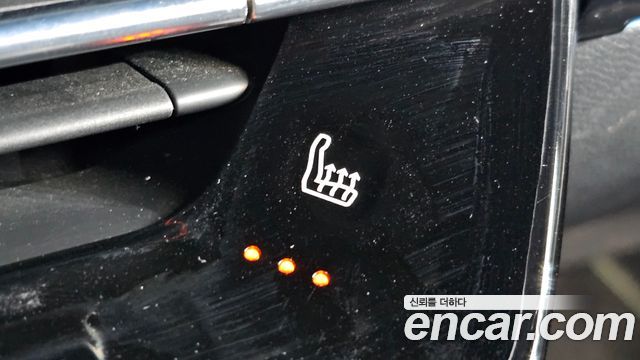 Peugeot 2008 2021 — photo 19