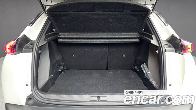 Peugeot 2008 2021 — photo 20