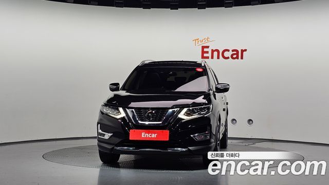 Nissan X-Trail 2018 — photo 3