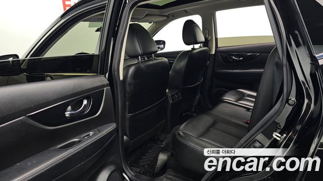 Nissan X-Trail 2018 — photo 16