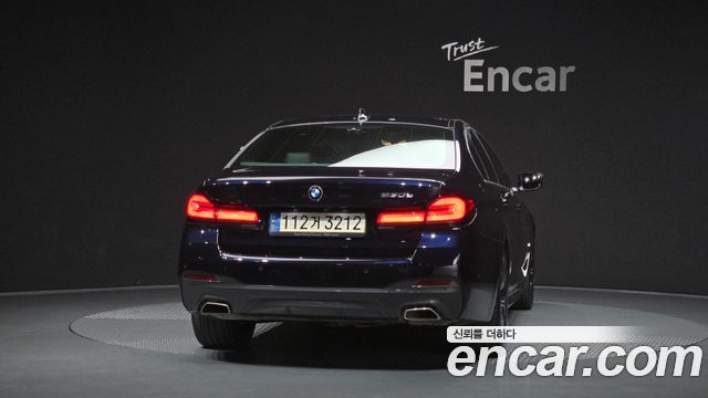 BMW 5-Series 2021 — photo 4