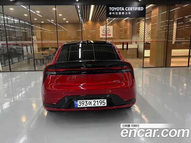 Toyota Prius 2026 — photo 4