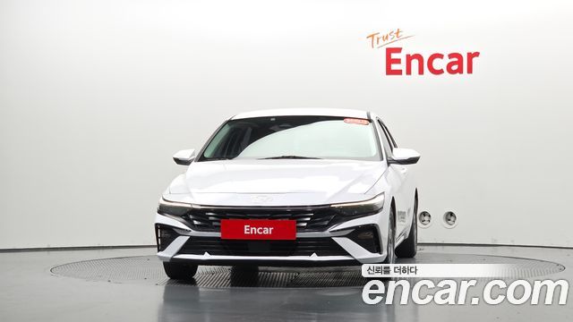 Hyundai AVANTE 2024 — photo 3