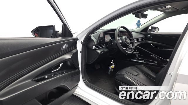 Hyundai AVANTE 2024 — photo 13