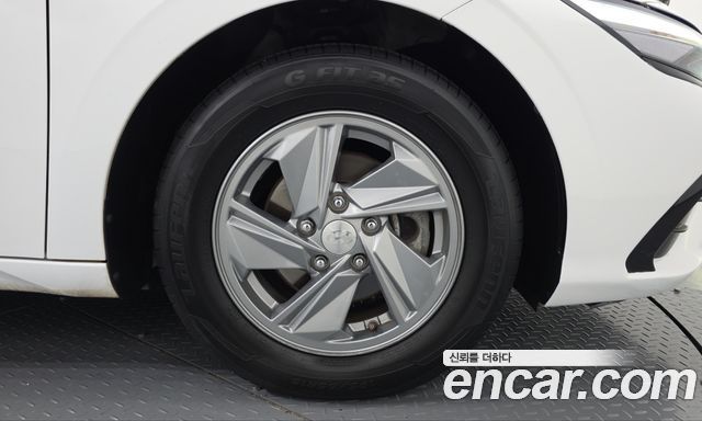 Hyundai AVANTE 2024 — photo 7