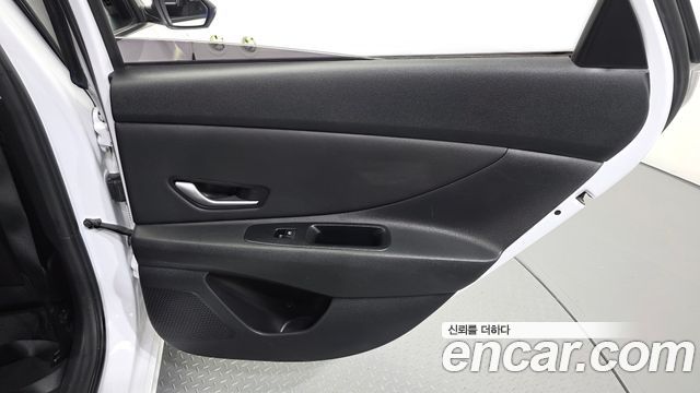 Hyundai AVANTE 2024 — photo 15