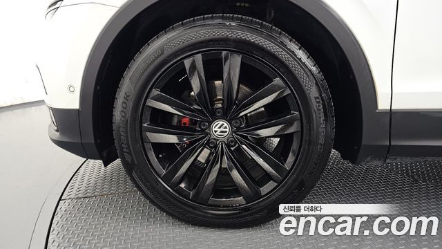 Volkswagen Tiguan 2020 — photo 5