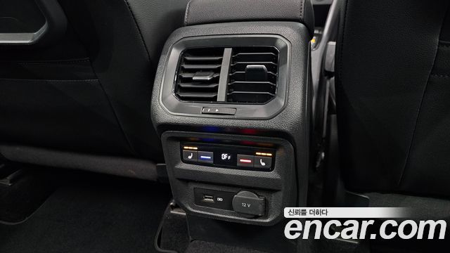 Volkswagen Tiguan 2020 — photo 24
