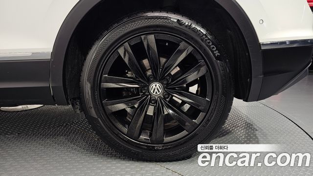 Volkswagen Tiguan 2020 — photo 7