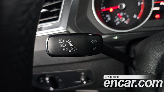 Volkswagen Tiguan 2020 — photo 31