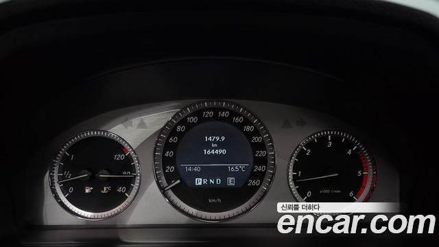 Mercedes-Benz GLK-Class 2012 — photo 8