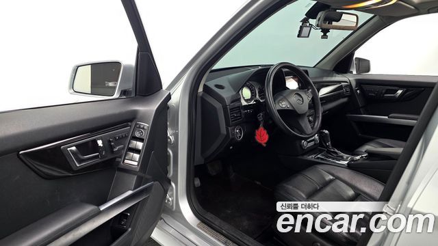 Mercedes-Benz GLK-Class 2012 — photo 11