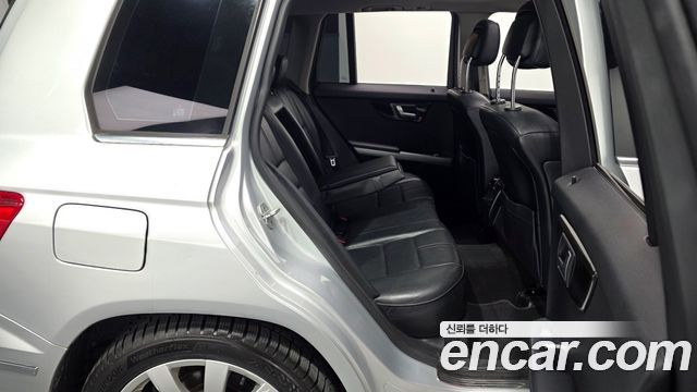 Mercedes-Benz GLK-Class 2012 — photo 12