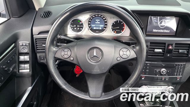 Mercedes-Benz GLK-Class 2012 — photo 13