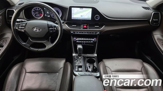 Hyundai Grandeur 2018 — photo 10