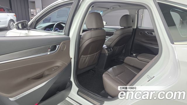 Hyundai Grandeur 2018 — photo 17