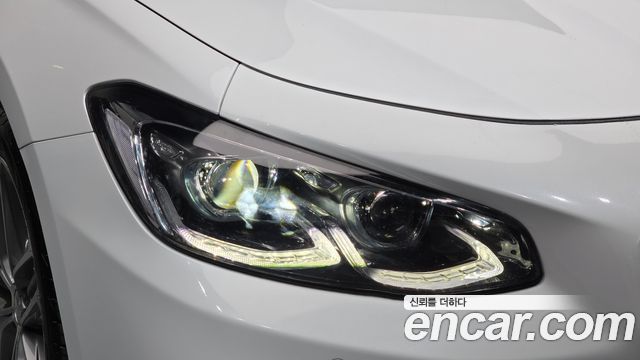 Hyundai Grandeur 2018 — photo 8