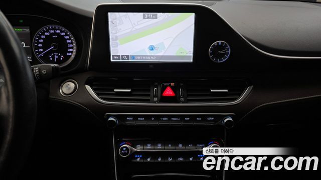 Hyundai Grandeur 2018 — photo 31