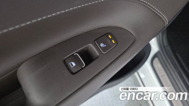 Hyundai Grandeur 2018 — photo 32