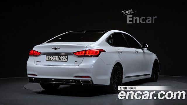 Genesis G80 2017 — photo 2