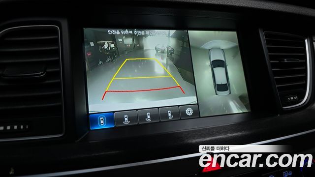 Genesis G80 2017 — photo 20