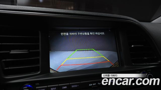 Hyundai AVANTE 2019 — photo 20