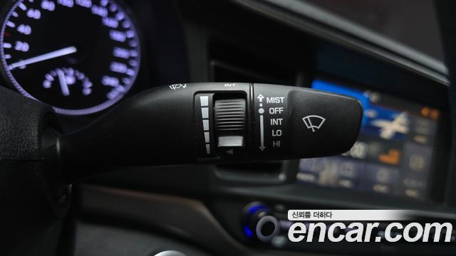 Hyundai AVANTE 2019 — photo 28