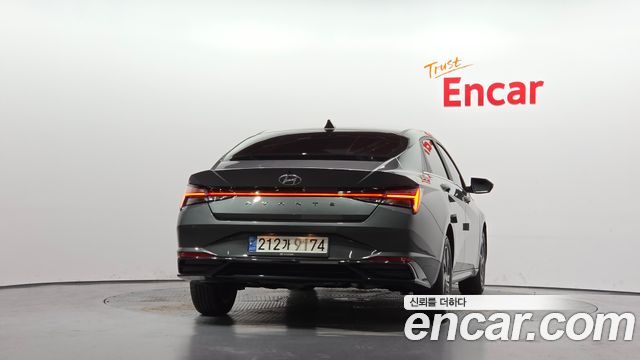 Hyundai AVANTE 2023 — photo 4