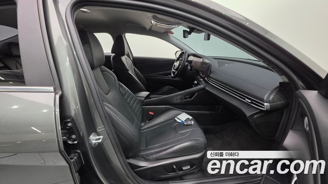 Hyundai AVANTE 2023 — photo 13