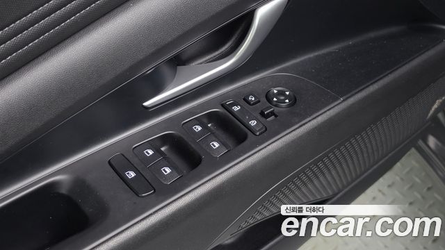 Hyundai AVANTE 2023 — photo 17