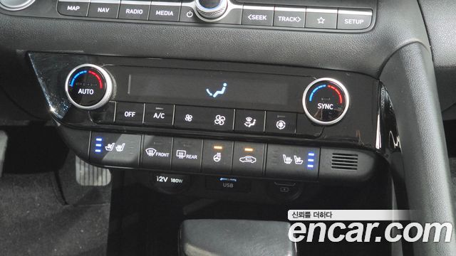 Hyundai AVANTE 2023 — photo 26