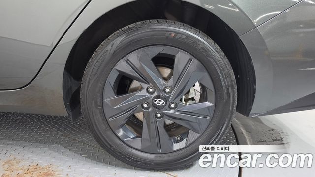 Hyundai AVANTE 2023 — photo 7