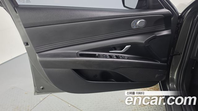 Hyundai AVANTE 2023 — photo 14