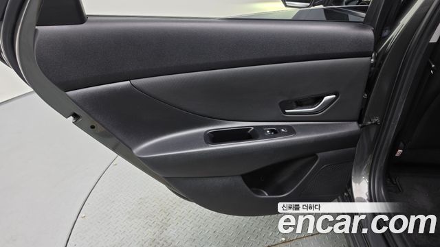 Hyundai AVANTE 2023 — photo 15
