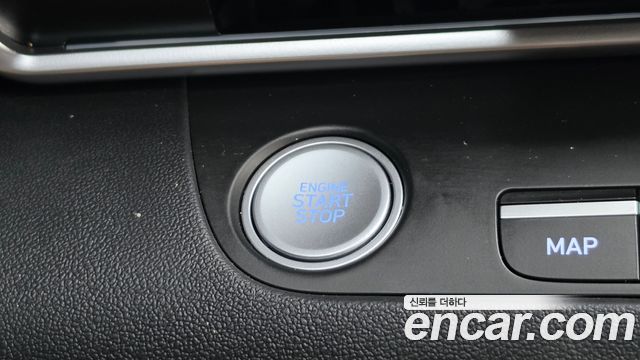 Hyundai AVANTE 2023 — photo 27